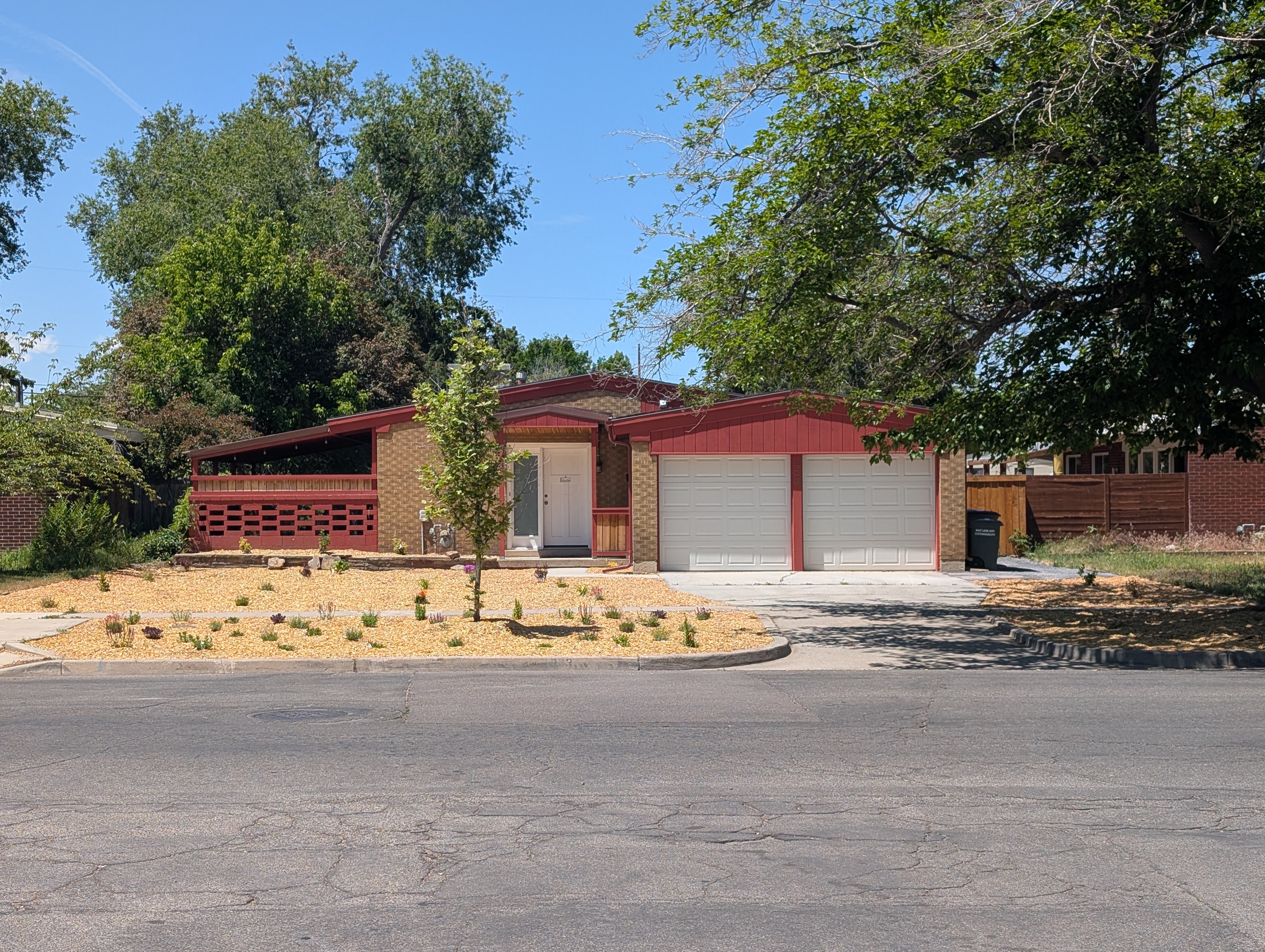Salt Lake City House: 923 N 1200 W