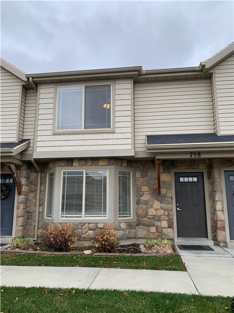 Spanish Fork Townhome: 758 N Blackhorse Loop