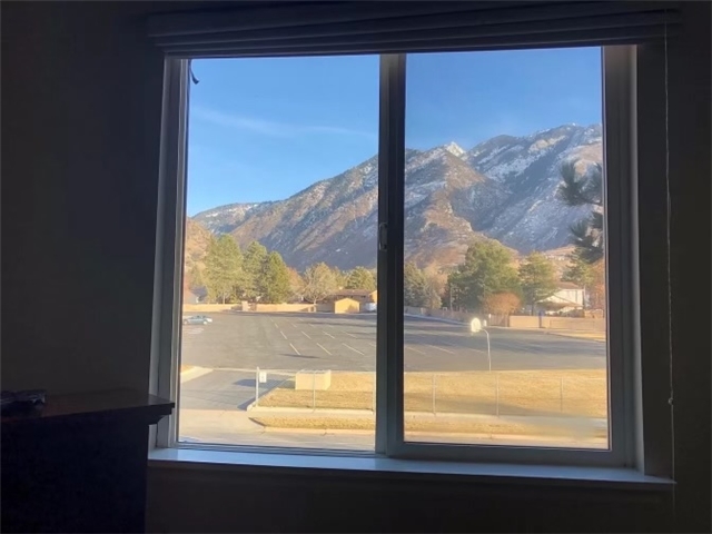 Cottonwood Heights House: 7200 S Nutree Dr (3340 E)