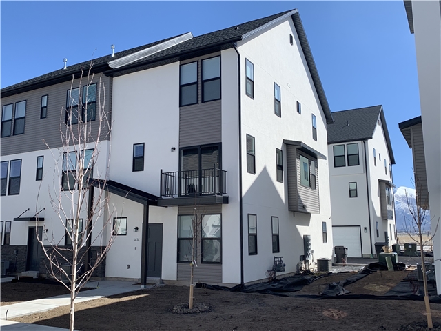 Payson Townhome: 1638 N 1330 E