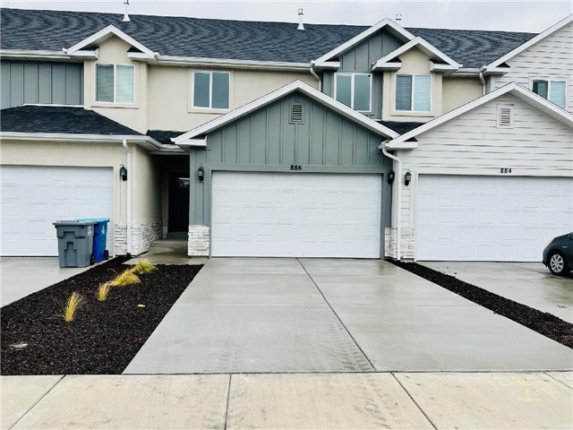American Fork Townhome: 886 E 180 S