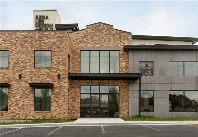 Alpine Apartment: 363 S Main St