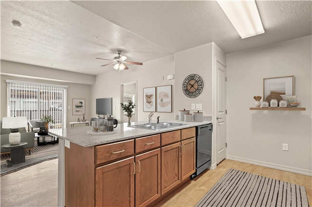 Logan Apartment: 1620 N 200 E