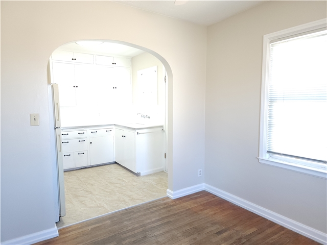 Salt Lake City House: 206 E 4800 S