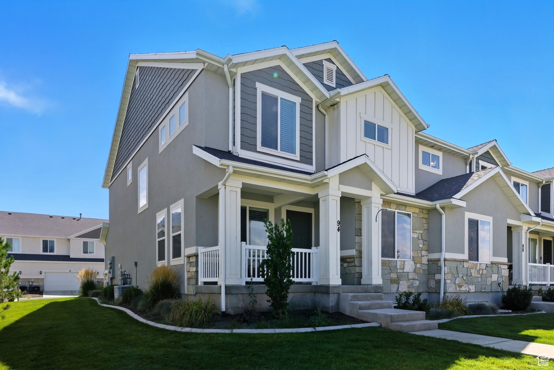 Santaquin Townhome: 94 E Ginger Gold Rd