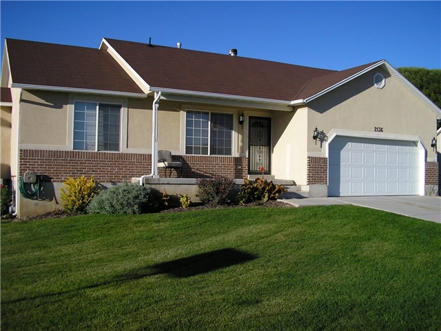 Taylorsville In-Law/Basement: 2136 W Theresa Cv