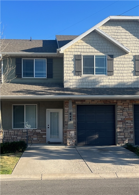 Draper Townhome: 644 E Shadow View Ln