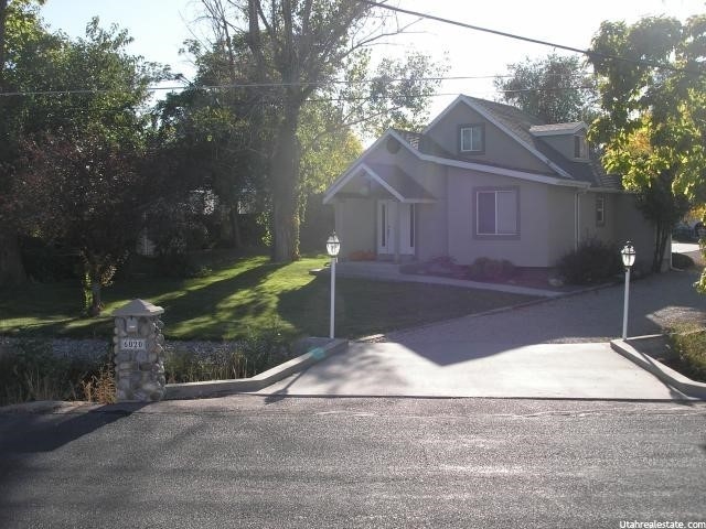 Salt Lake City House: 6020 S Jordan Canal Rd