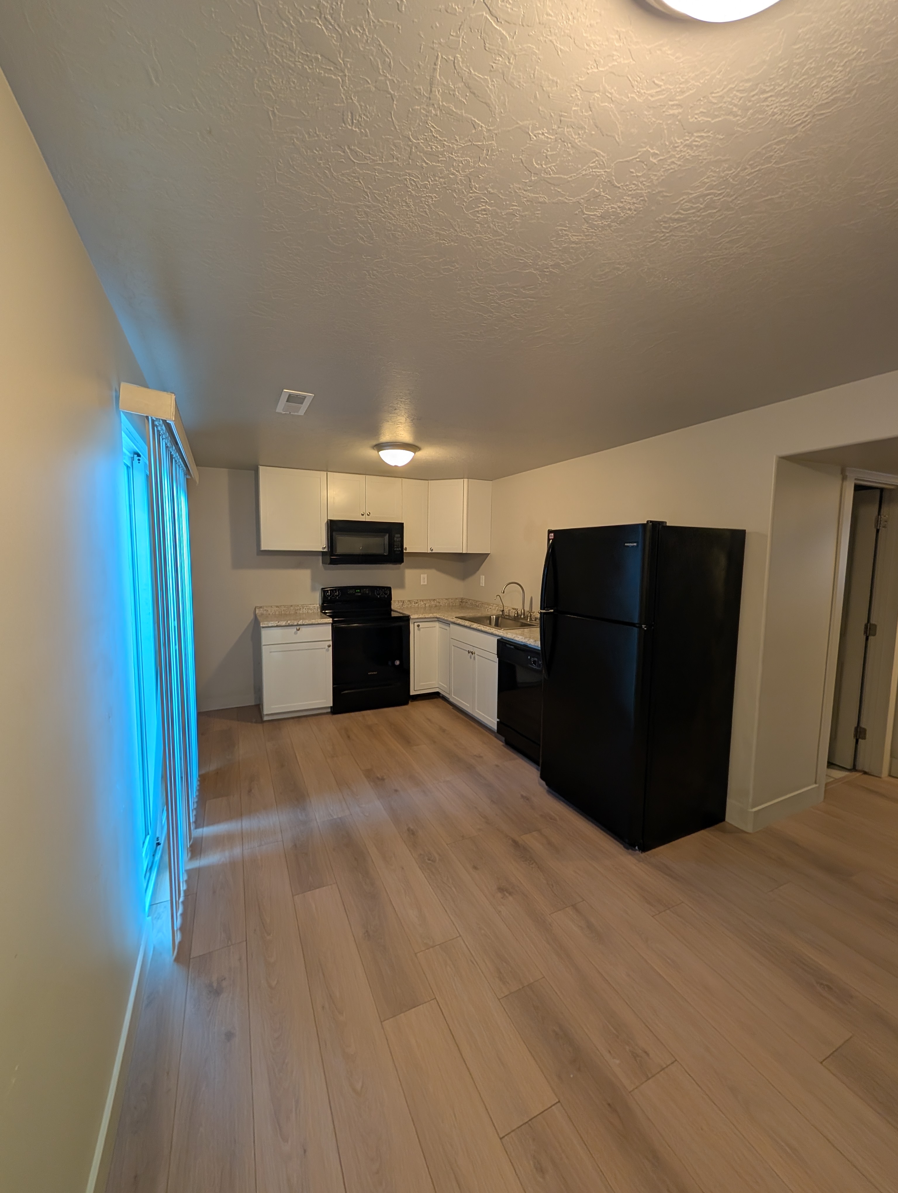 Bountiful Townhome: 173 W 400 S