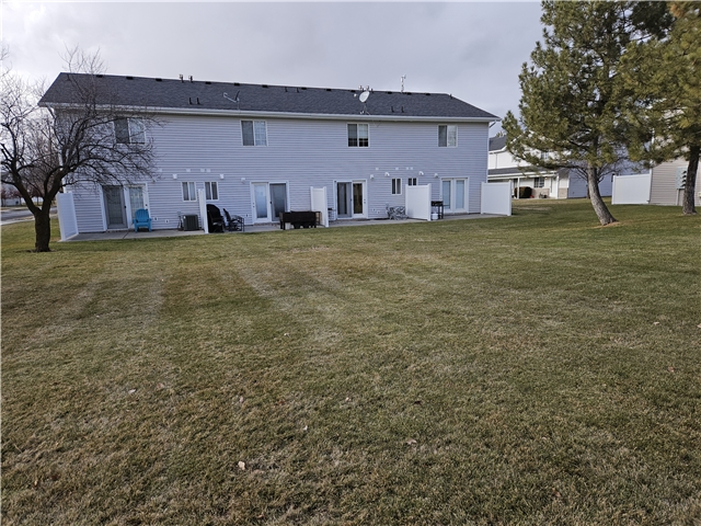 Logan Townhome: 146 W 1310 S