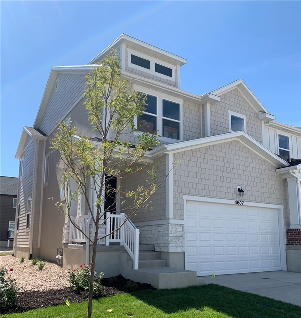 RIverton Townhome: 4607 W Templar Dr.