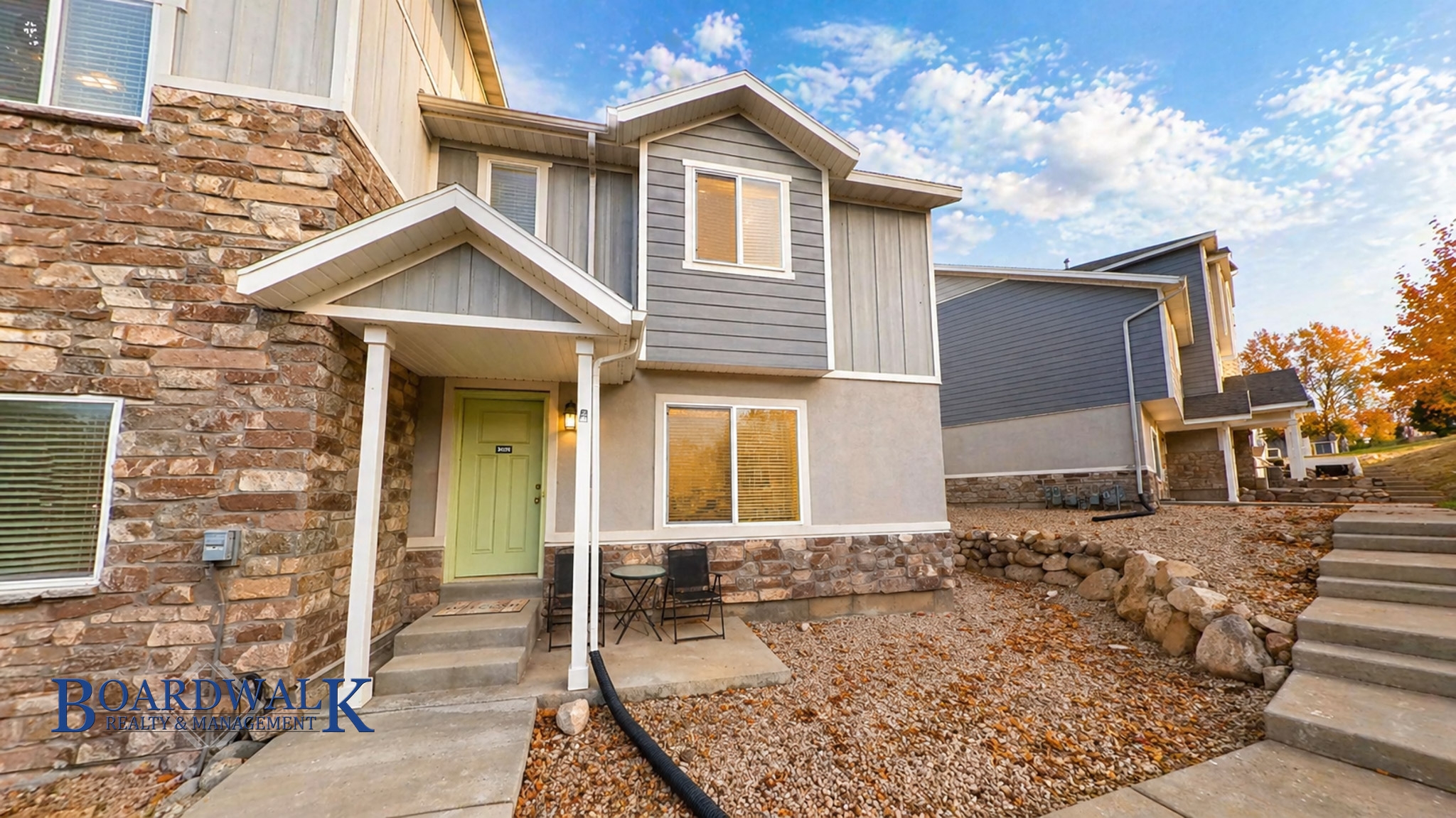Herriman Townhome: 14388 S Ferndale Way