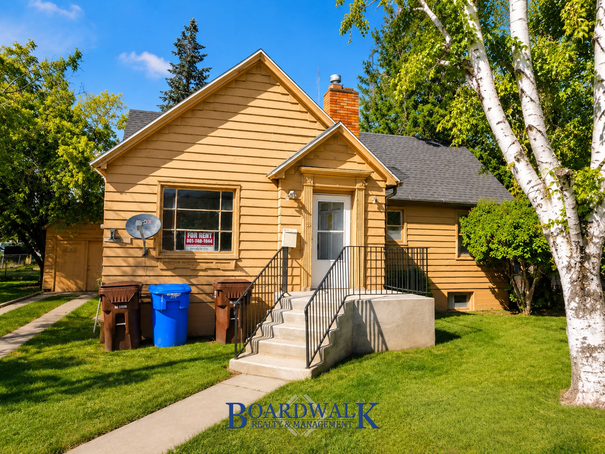 Midvale House: 35 E 7800 S