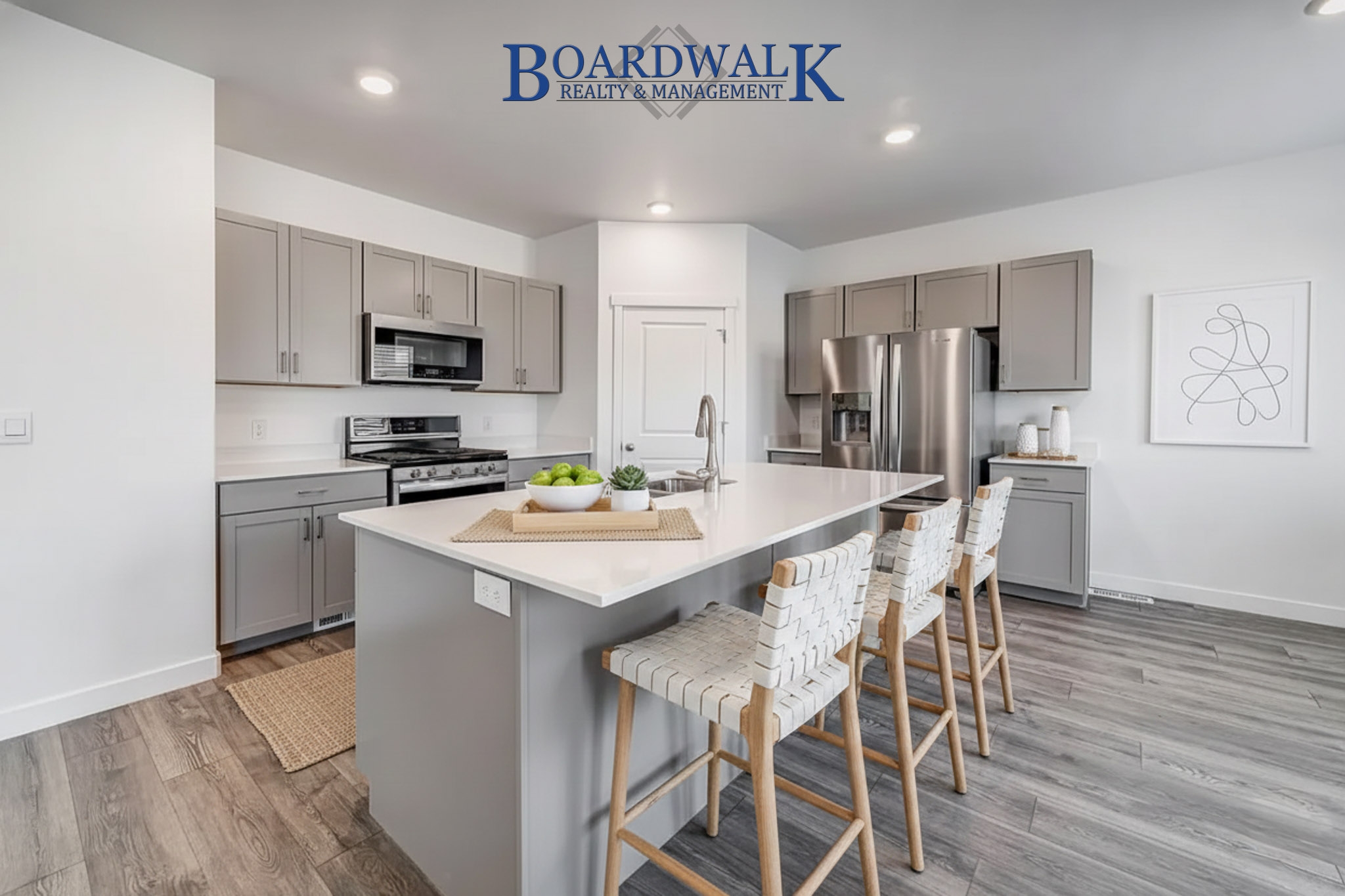 Saratoga Springs House: 622 N Trident Dr