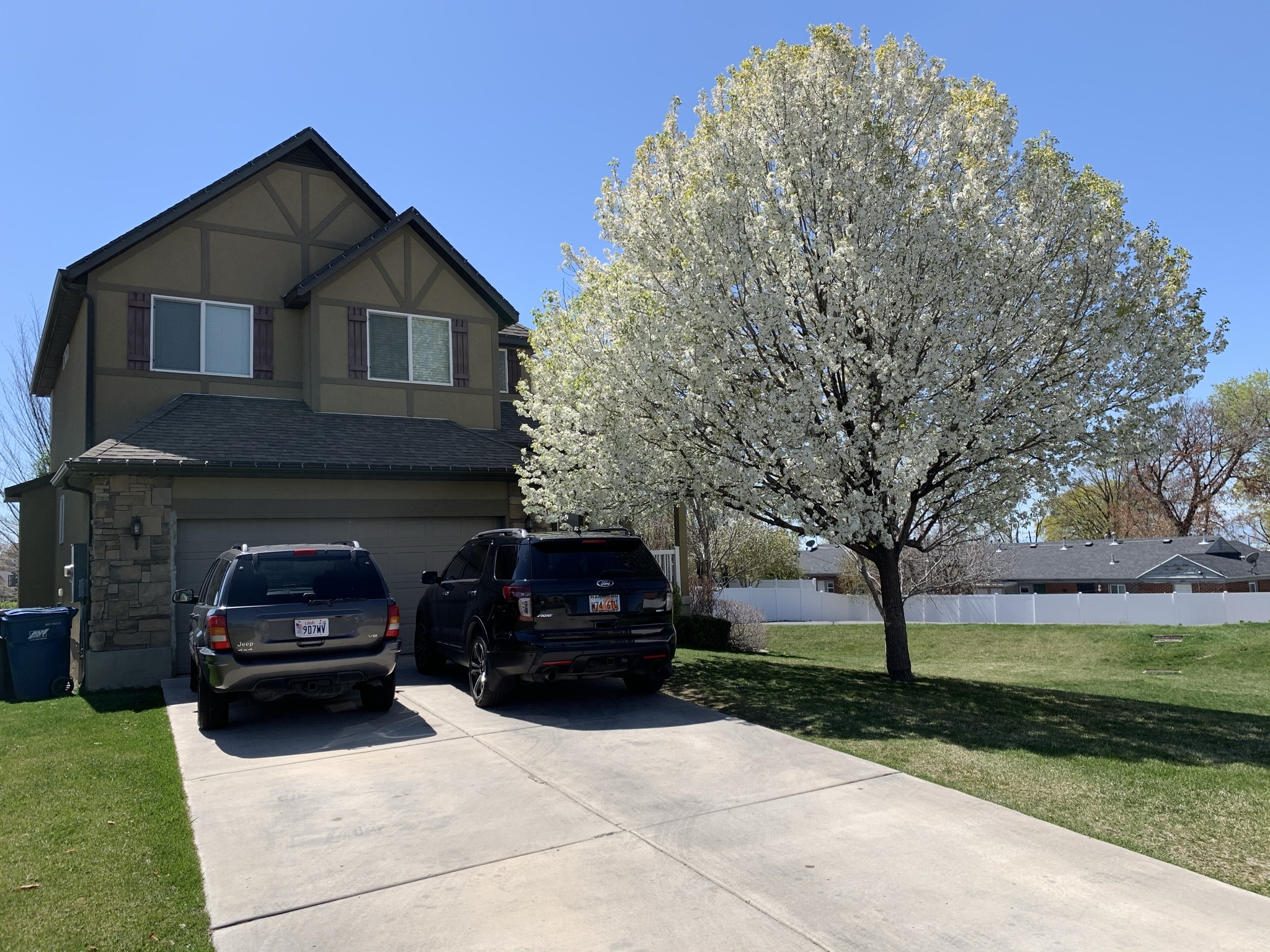 Pleasant Grove House: 446 Harvest Moon Dr