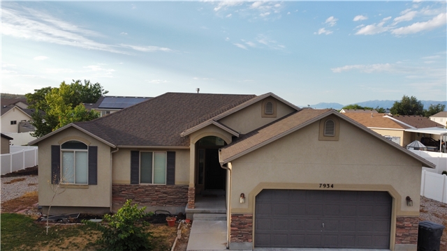 Magna Single Room: 7934 W Marwari Rd