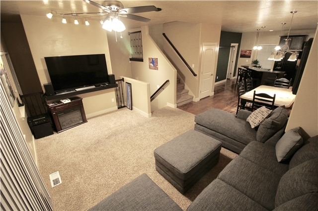 Salt Lake City Single Room: 3734 S Prairiewood Dr