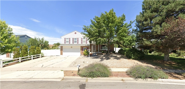 Sandy Single Room: 1217 Eastridge Rd