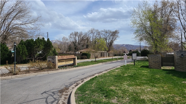 Bountiful Condo: 335 Peach Ln