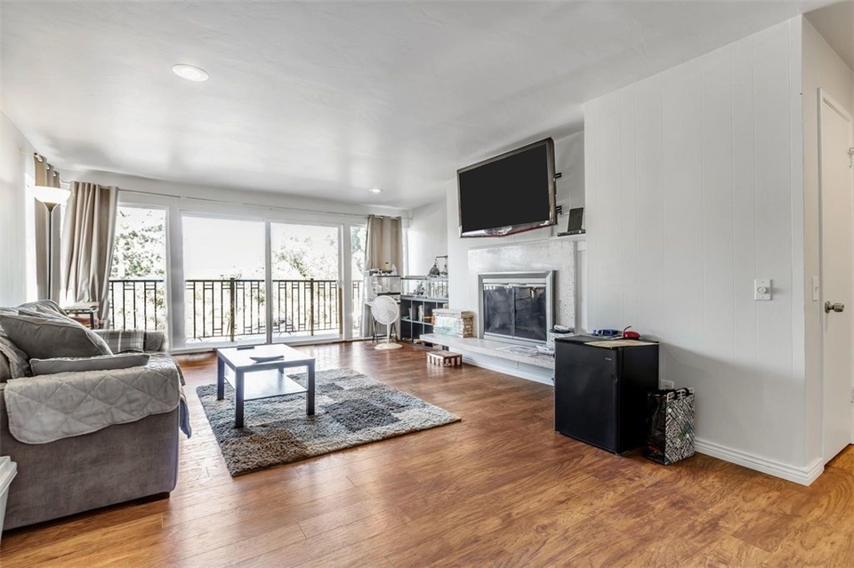 Single Room For Rent At 642 N Columbus St Salt Lake City Ut 84103 Rentler