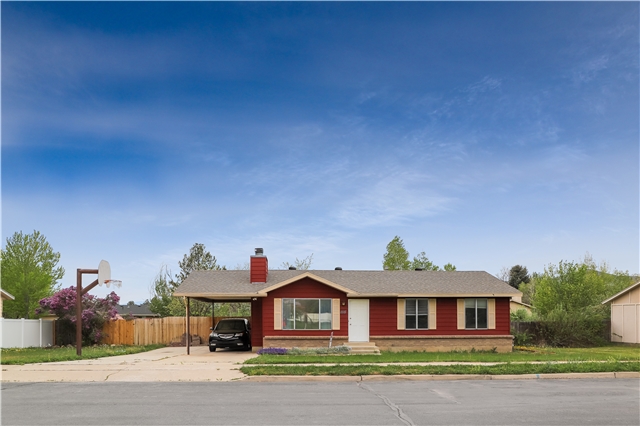 Highland House: 11115 N 5600 W