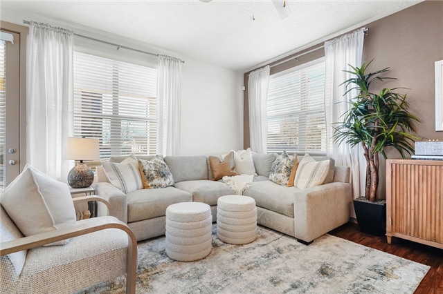 South Jordan Apartment: 11100 S River Heights Dr