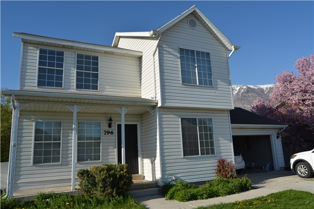 Pleasant Grove House: 796 W 1100 N