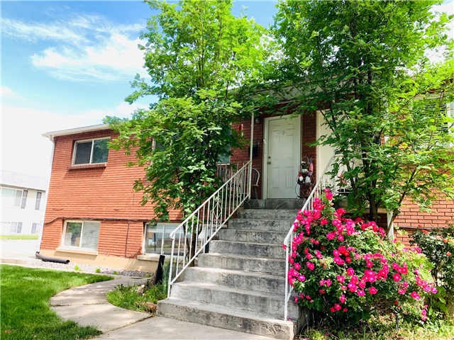 Pleasant Grove Apartment: 275 E Center St