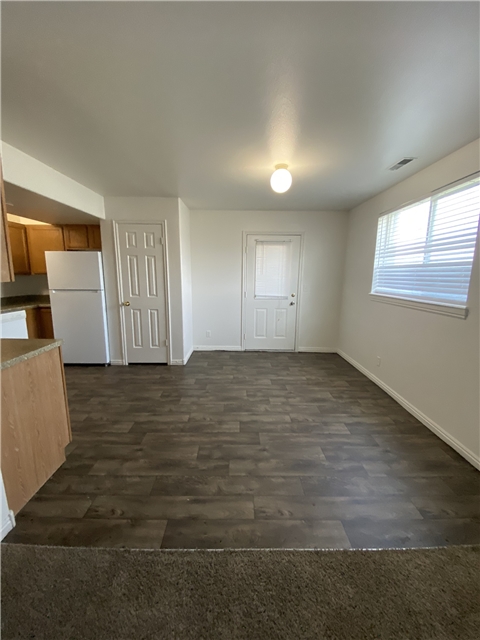 Grantsville Apartment: 366 E Main St
