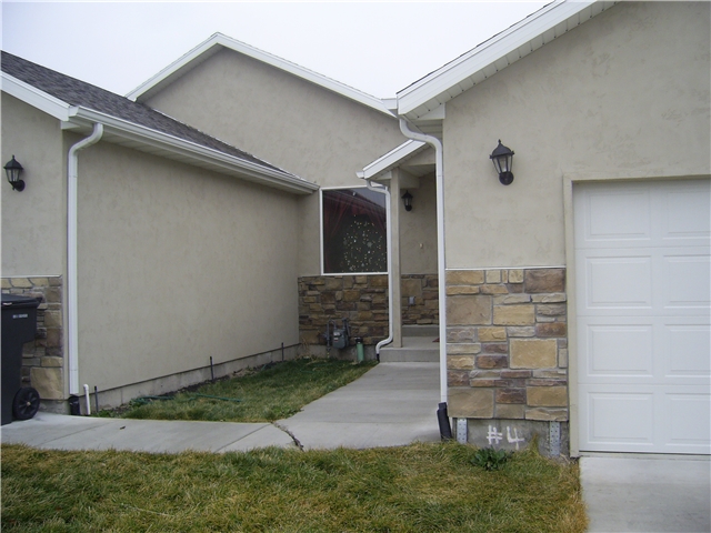 Grantsville House: 386 Summer Ln