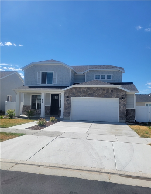 Syracuse House: 2677 W 3230 S