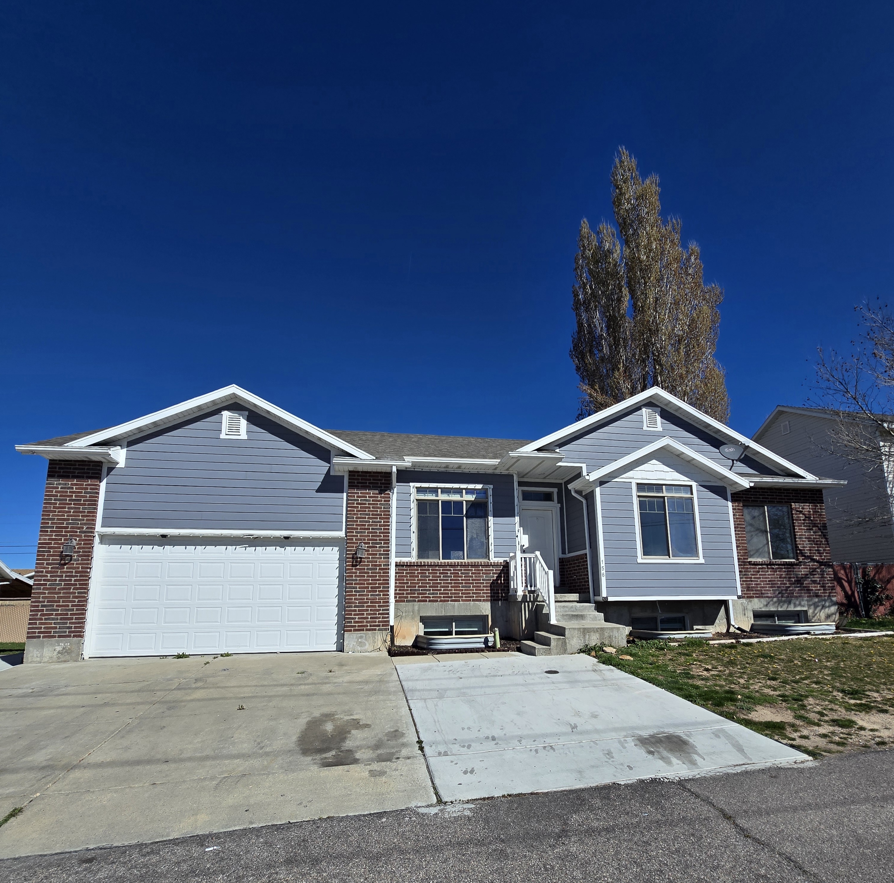 Clearfield Multiplex: 156 W 300 N