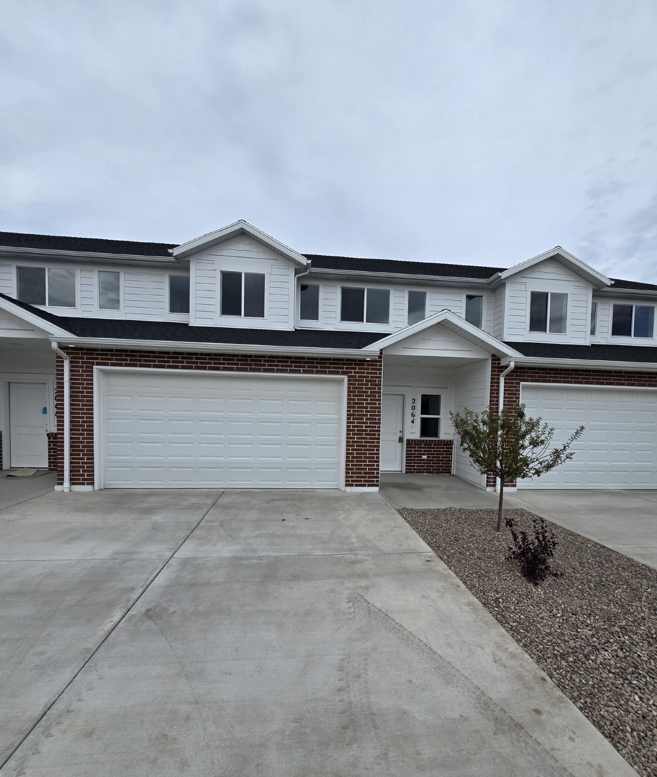 Ogden Townhome: 2072 W 1575 S