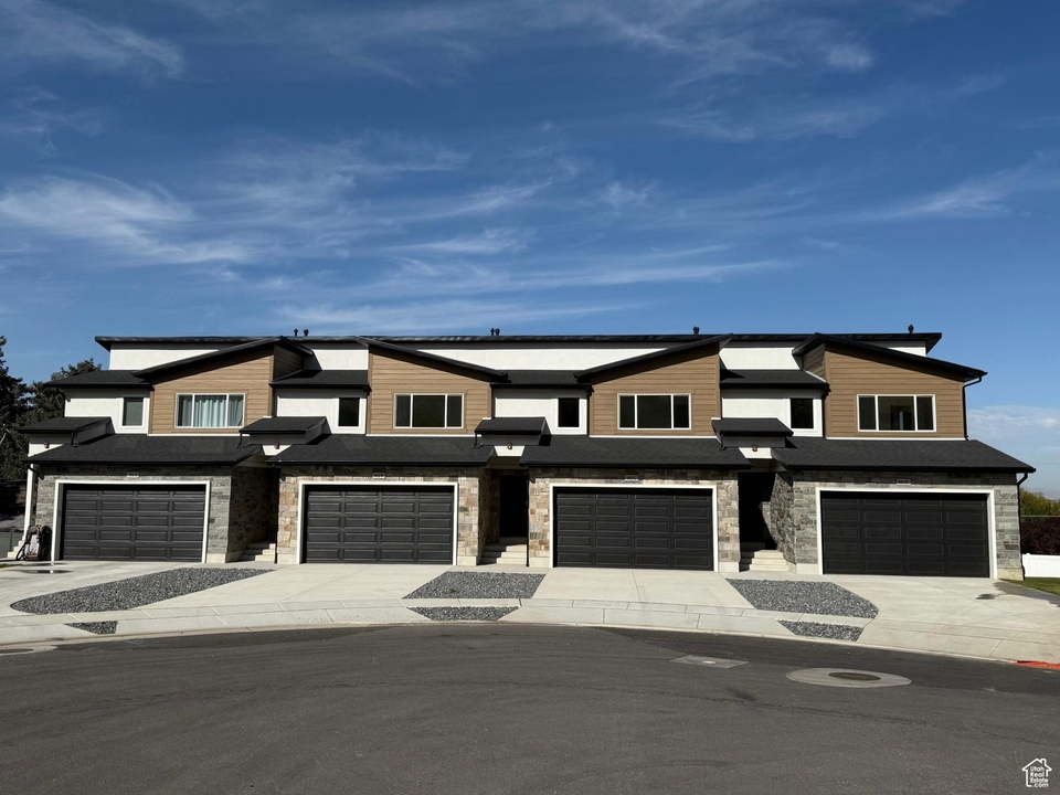 Brigham City Townhome: 2218 S 635 W
