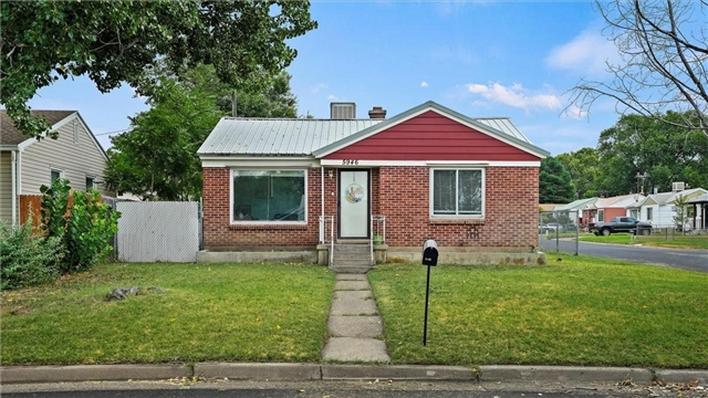 Roy House: 5946 S 2625 W