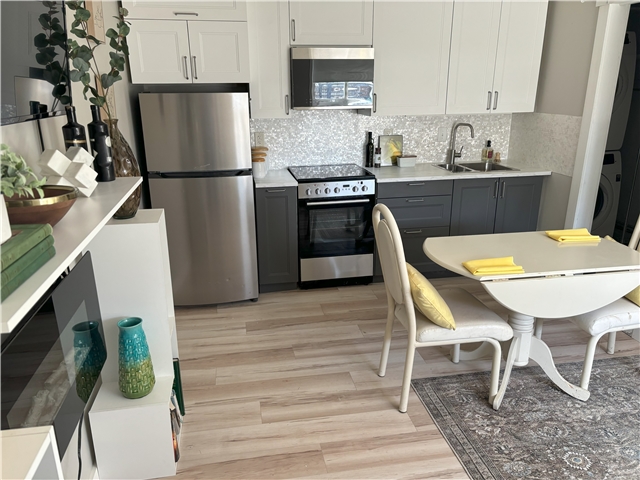 West Jordan Apartment: 8255 S 3200 W