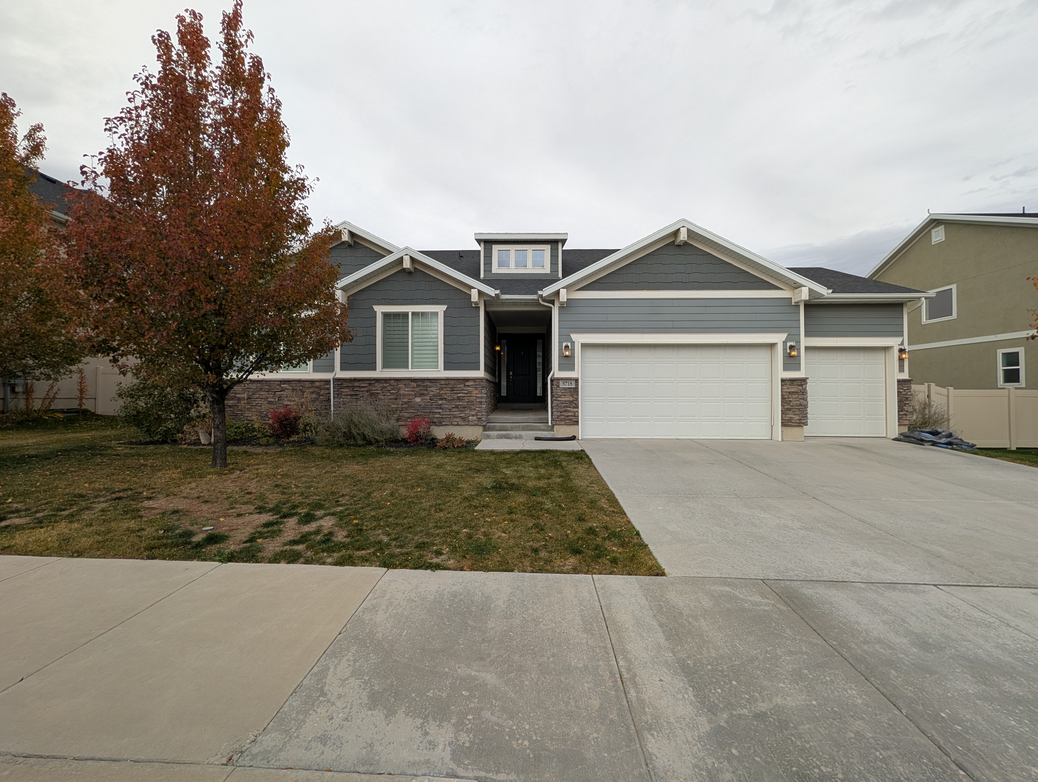 Herriman House: 5718 W Yukon River Ln