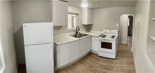 West Valley City House: 1415 W 3350 S