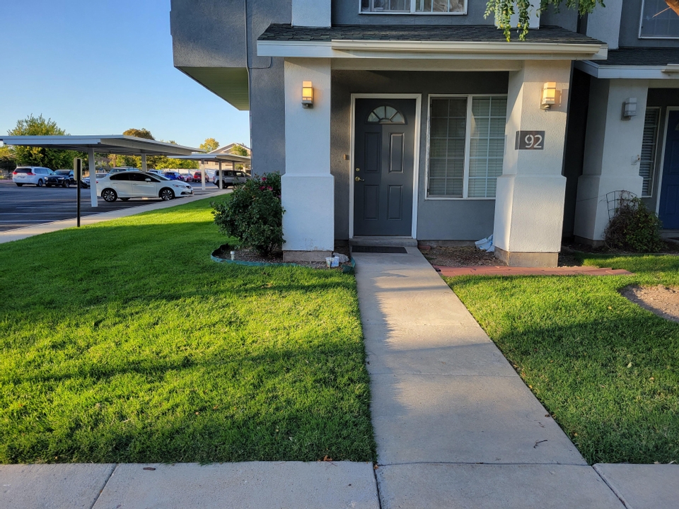 Salt Lake City Townhome: 475 N Redwood Rd