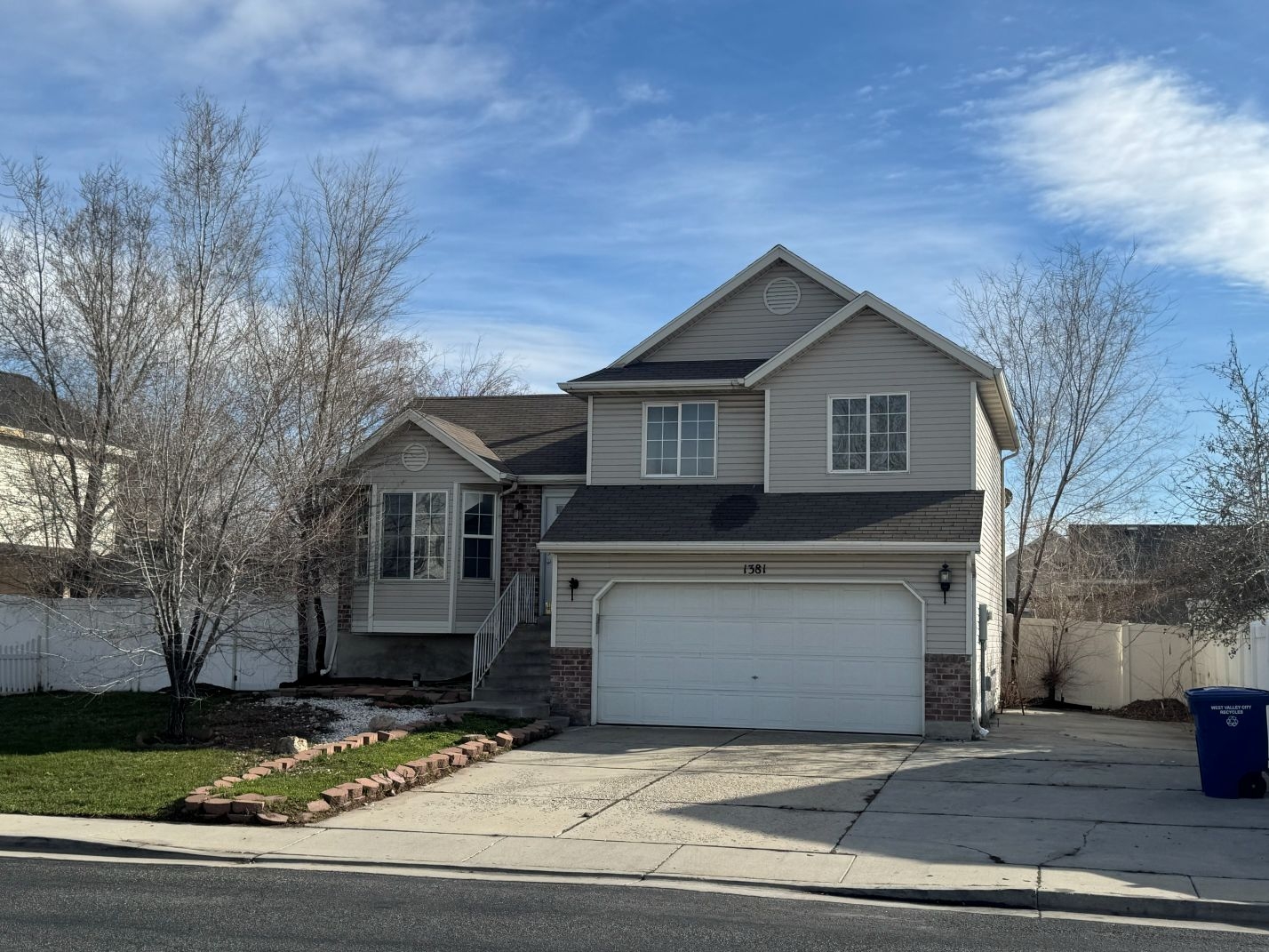 West Valley City House: 1381 W 3605 S