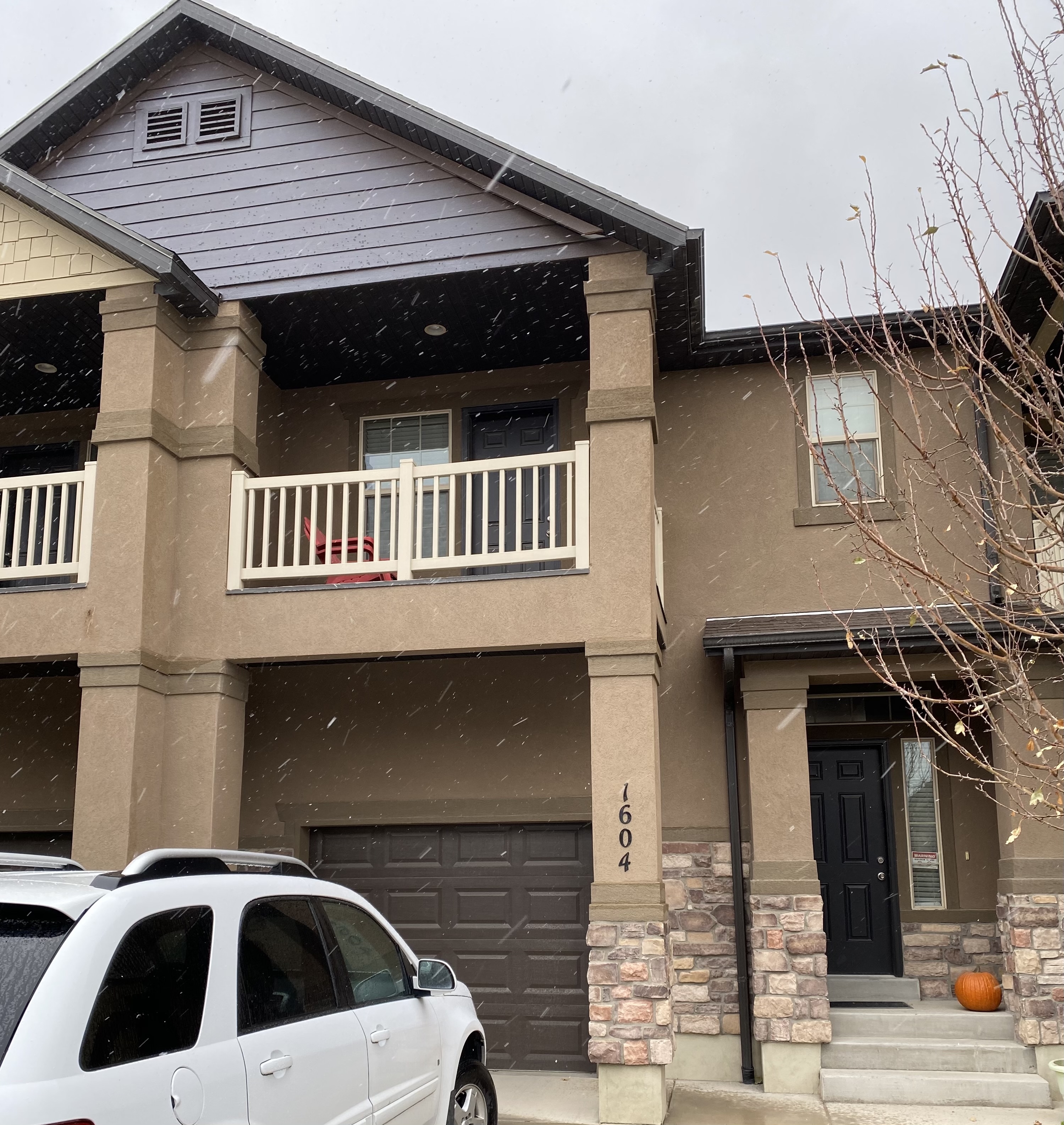 Saratoga Springs Townhome: 1604 N Catagena Park Way
