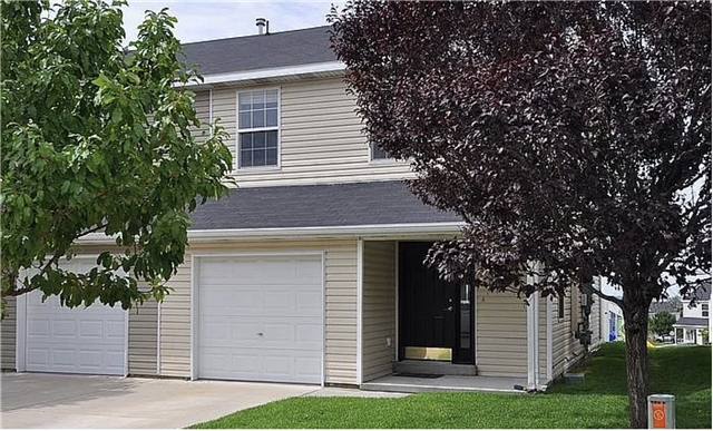 Draper Townhome: 163 E Irisfield Dr