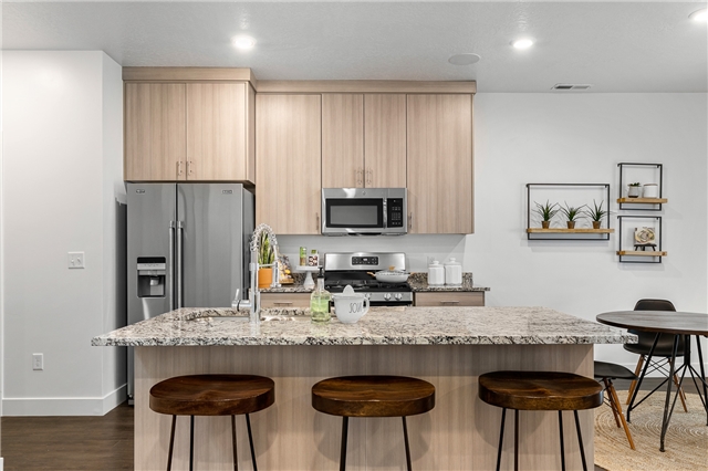 Providence Townhome: 22 N 410 W