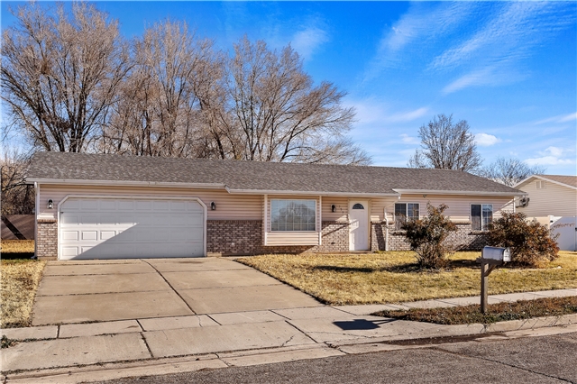 Clearfield House: 353 N 360 W