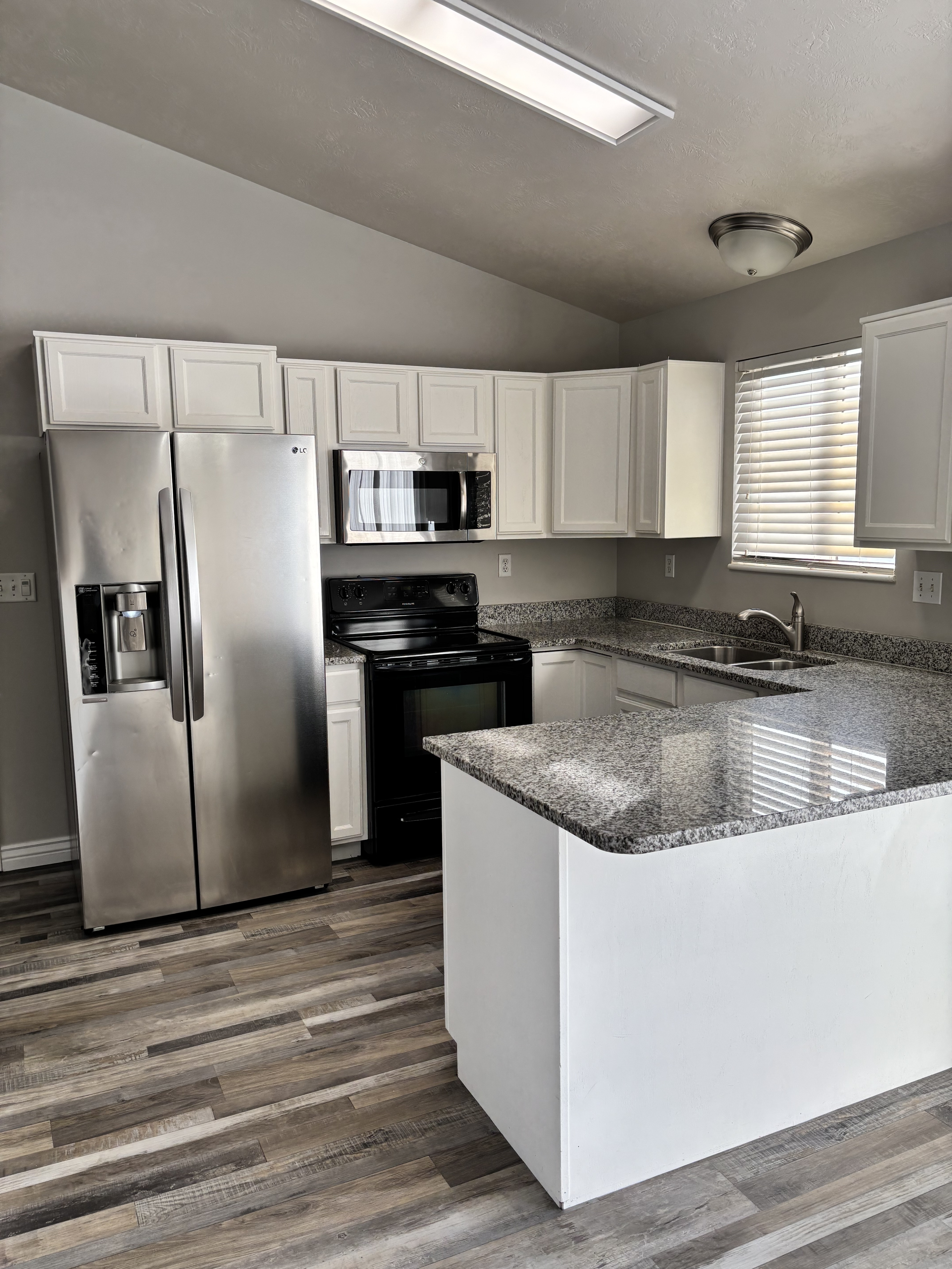 Clearfield House: 405 W 375 N