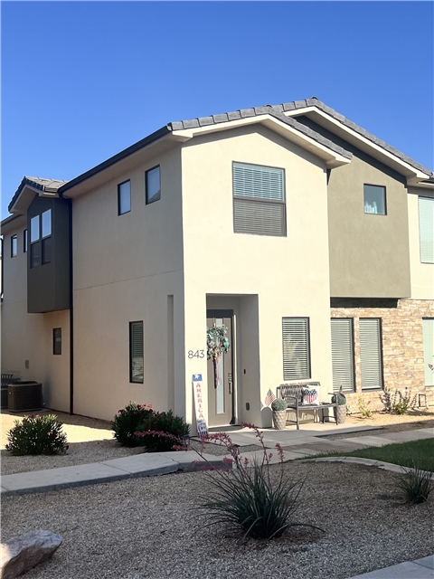 Saint George Townhome: 843 S American Beech Ln