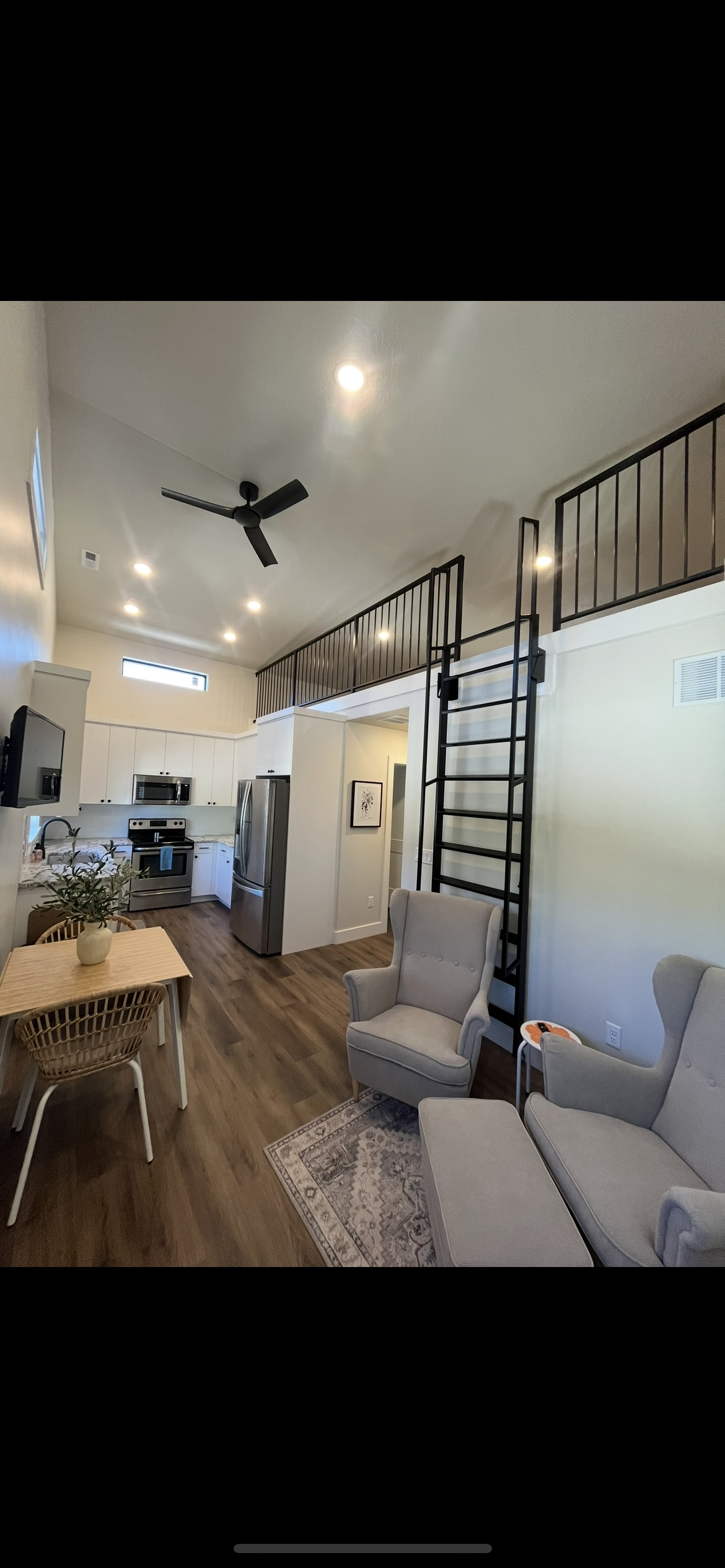 Layton Single Room: 2200 N 500 W