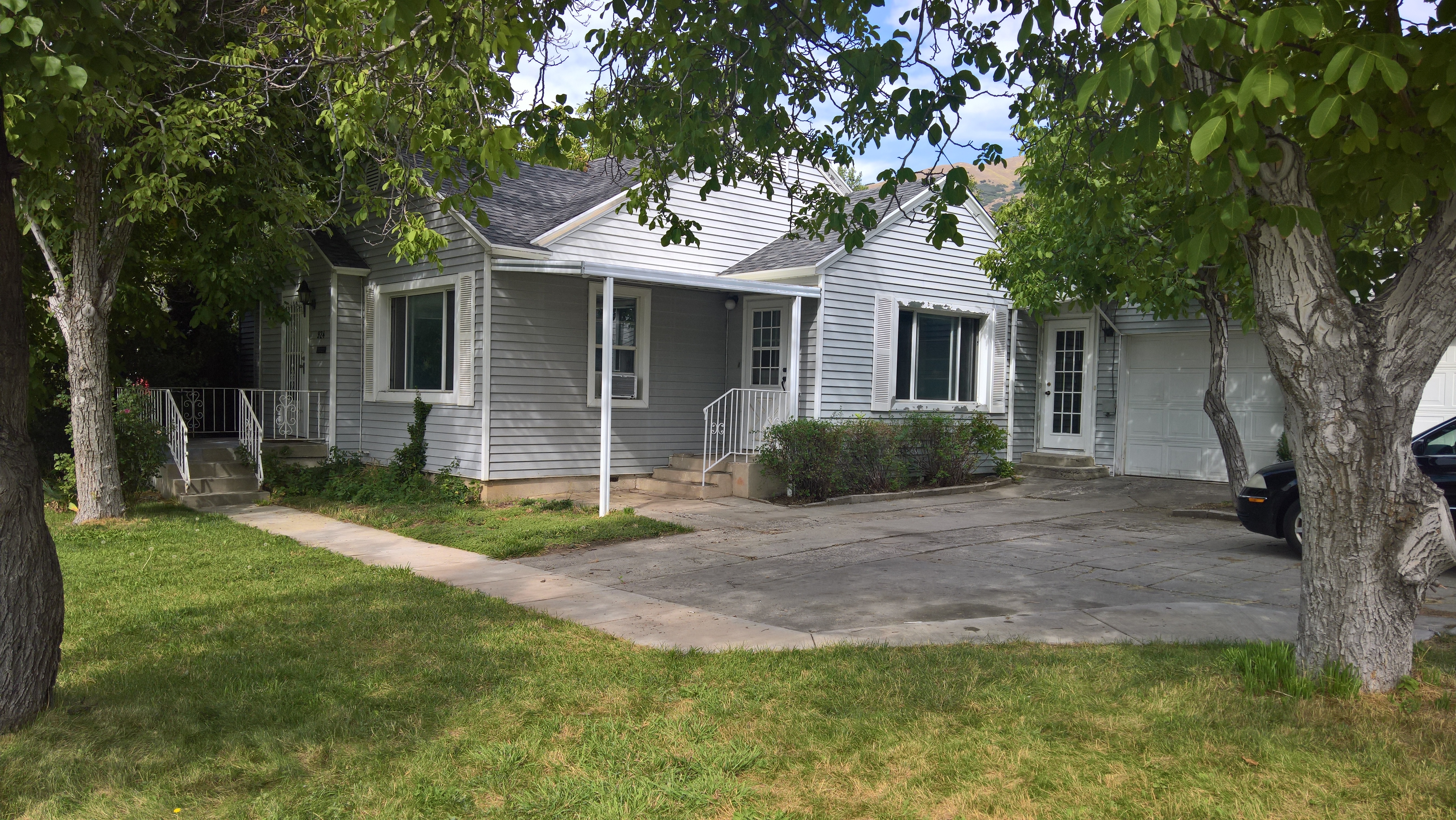 Bountiful House: 924 N 400 E