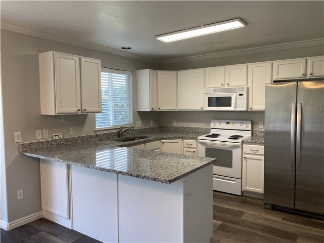 Provo Townhome: 1556 E 1350 S