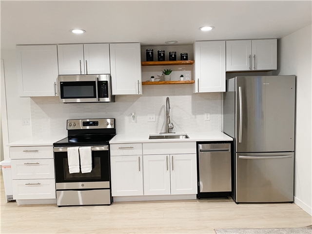 Saratoga Springs In-Law/Basement: 2652 N Daisy Dr